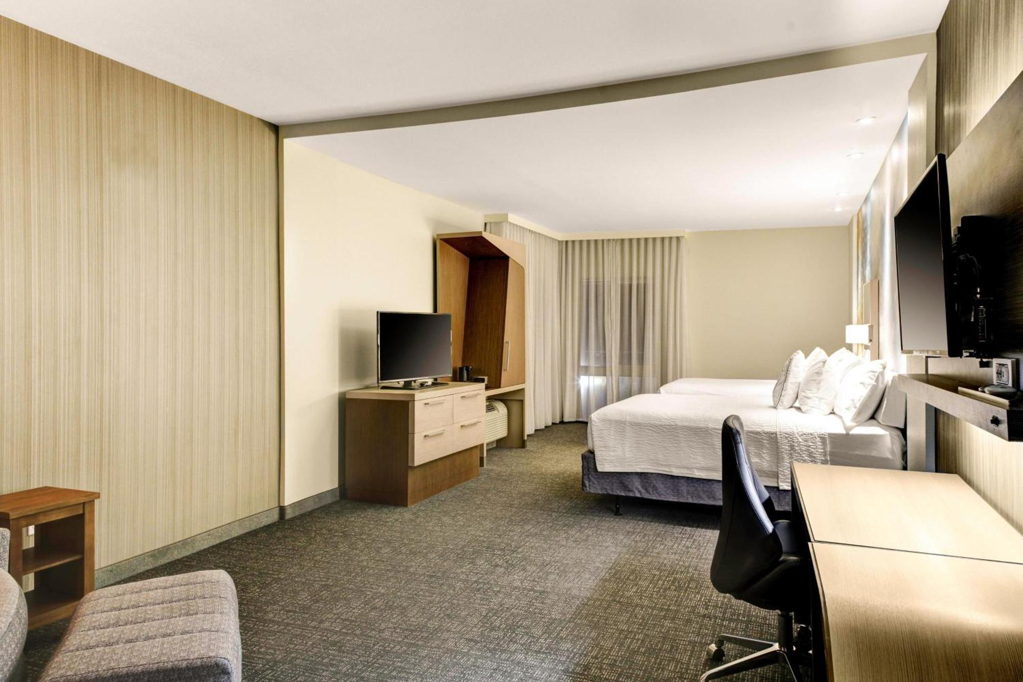 Отель Courtyard By Marriott New Orleans Westbank/Гретна Экстерьер фото